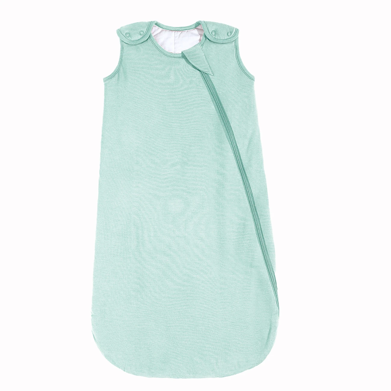 Premium bamboo two-piece pajamas for B2B wholesale – sustainable, ultra-soft sleepwear designed for comfort and eco-conscious retail businesses.