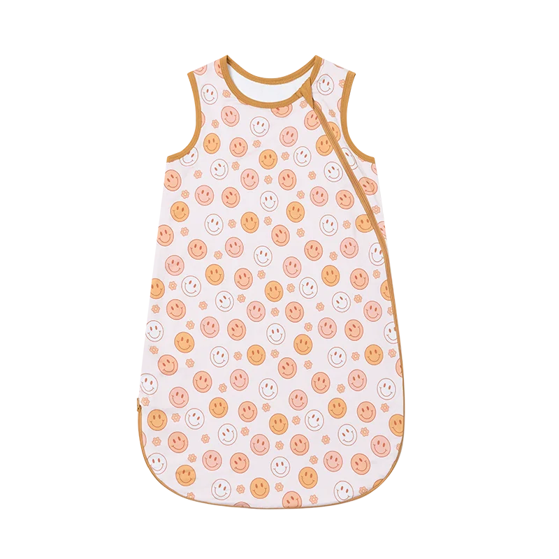 Wholesale bamboo rompers and baby pajamas, eco-friendly and soft, perfect for retailers seeking sustainable, high-quality infant clothing options.