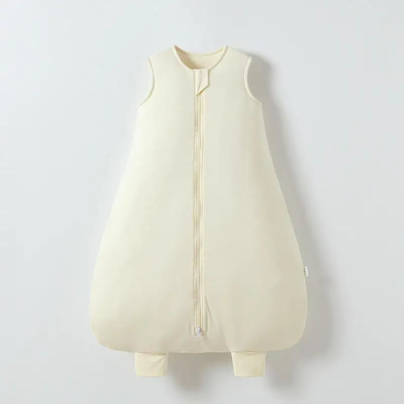 Bulk organic muslin wearable blankets for wholesale; premium, eco-friendly baby sleep essentials designed for retailers and B2B suppliers.